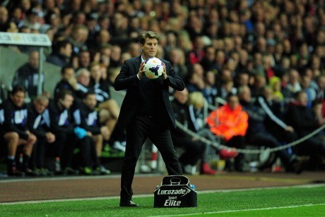 Performa Swansea di Babak Kedua Puaskan Laudrup