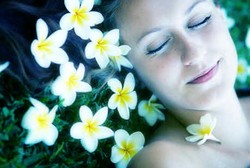 Tidur Cantik, Ternyata Tidur Memang Membuat Wajah Makin Cantik