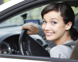 5 Olahraga yang Bisa Dilakukan di Mobil Saat Macet