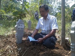 Belum Teridentifikasi, 2 Jenazah Korban Jagal Muhyaro Dimakamkan