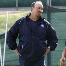 Benitez Pastikan Napoli Tampil Menyerang