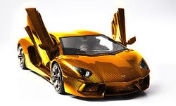 Lamborghini Aventador Terbuat dari Emas