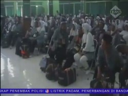 Menabung 5 Tahun, Loper Koran Naik Haji