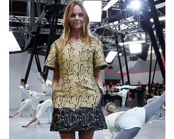 Model-model Cantik Olahraga di Fashion Show Stella McCartney
