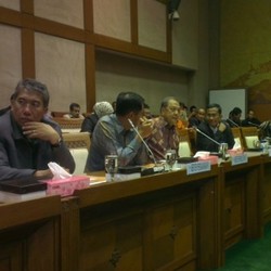 Dahlan Iskan, MS Hidayat, dan Gita Wirjawan Kumpul Rapat di DPR