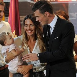 Bale Incar Rumah Oezil