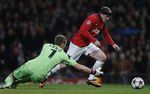 Rooney Unjuk Gigi