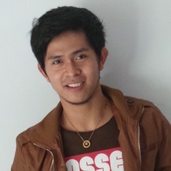 Sukses Jadi Penyanyi, Cakra Khan Tak Mau Selingkuh ke Profesi Lain