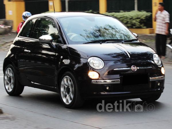 Fiat 500 Beredar di Jakarta