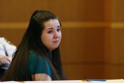 Gadis Cegukan Ini Hadapi Tuduhan Pembunuhan