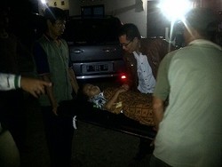 Polisi Evakuasi Penumpang Bus yang Masuk Jurang di Bogor 