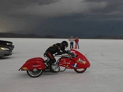 Pria Tuna Netra Sanggup Ngebut Sampai 88,5 Km/Jam