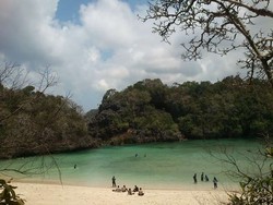 Pulau Sempu yang Mistis Menakjubkan