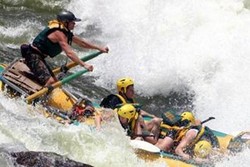 Rafting di Zambezi, Lewat Air Terjun Terbesar di Dunia