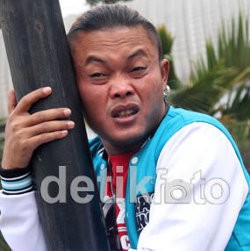 Sakit Tipes, Sule Tak Begadang Lagi