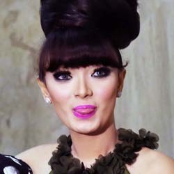 Zaskia Gotik Bakal Lebih Terbuka Curhat di Show Imah