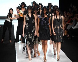 200 Desainer Siap Tampilkan Koleksi di Jakarta Fashion Week 2013