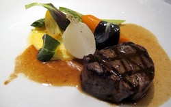 Kreasi Klasik Alami dari Chef Prancis Berbintang Michelin Disajikan Lyon Restaurant