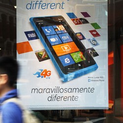 Siapa Mau Tukar Android-BlackBerry dengan Windows Phone?