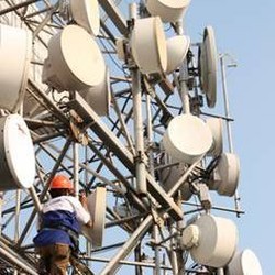 Indosat Permak Jaringan 3G 900 di Bali