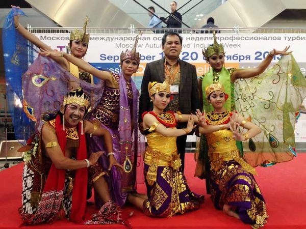 Menjaring Wisatawan Rusia di Otdykh Leisure 2013