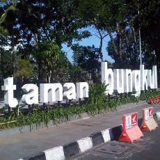 3 Taman Cantik di Surabaya Dijaga Ketat Satpol PP, Ini Sebabnya