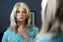 Wanita yang Merokok Sejak Masih Sekolah Ini Meninggal karena Kanker