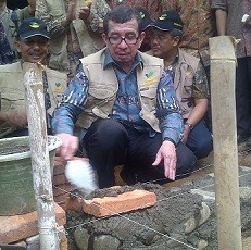 Kemensos Gelontorkan Rp 3,2 M untuk Bedah Kampung di Pekalongan