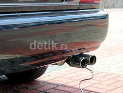 Mobil Boros BBM Digarasikan Saja