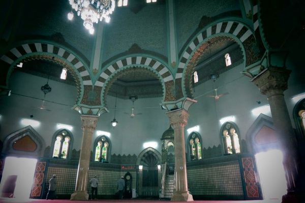 Masjid Raya Medan, Rasa Timur Tengah Campur Eropa