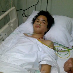 Kondisi Membaik, Dul Sudah Bisa Main Gitar