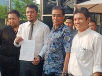 Utusan Rachmawati Bawa Rp 200 Juta ke MVP dengan Karung Beras