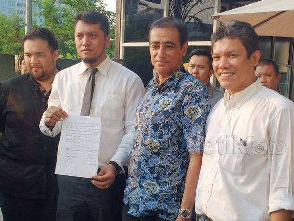 Utusan Rachmawati Bawa Rp 200 Juta ke MVP dengan Karung Beras