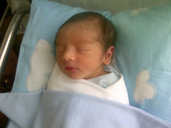 Ini Bayi Laki-laki Carissa Putri