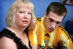 Wanita Ini Kehilangan Tujuh Anak karena Penyakit Genetik Langka