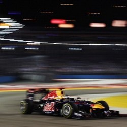 Vettel Tercepat, Red Bull Kuasai Sesi Kedua