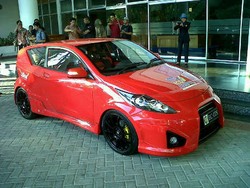 ITS Kembali Luncurkan Mobil Listrik Jilid II