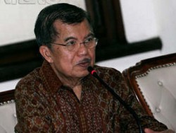 JK: Apa Mobil Mahal Tak Menyebabkan Kemacetan?