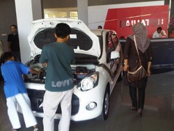 Di Surabaya Inden Mobil Murah Sudah Capai 1.000 Unit
