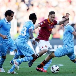 Totti Nilai Derby della Capitale sebagai Laga Spesial
