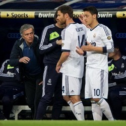 Albiol Ungkap Sempat Ada Cekcok di Ruang Ganti Madrid Musim Lalu