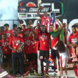 Kalahkan Tim All Star, Persipura Sempurnakan Gelar ISL