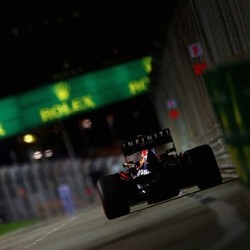 Hamilton dan Alonso Akui Red Bull Sulit Dikejar