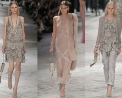 Roberto Cavalli Tampilkan Busana Terinspirasi dari Era Kejayaan Film Hollywood