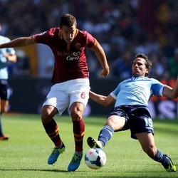 Tundukkan Lazio, Roma Pimpin Klasemen