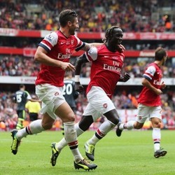 Kalahkan Stoke 3-1, Arsenal Puncaki Klasemen