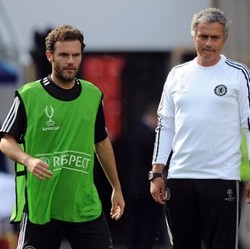 Gullit Duga Masalah Personal Jadi Alasan Mourinho Kesampingkan Mata