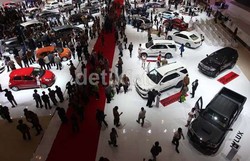  Di Dunia SPG Ada yang Nyambi Jadi Wanita Panggilan