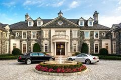 Ini Rumah Lapis Emas 18 Karat Dijual Rp 490 Miliar, Berminat Beli?