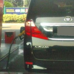 Beli Bensin Dilarang Pakai Uang Tunai Agar Data Konsumsi BBM Subsidi Tercatat